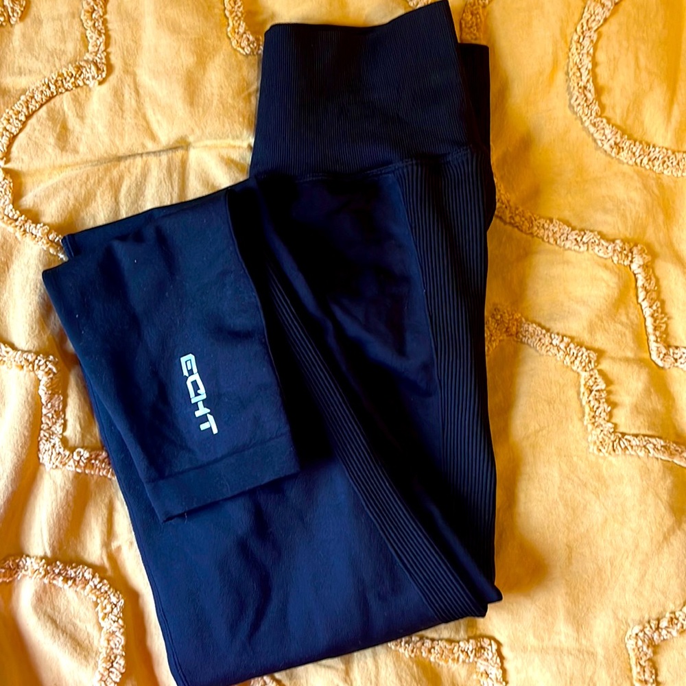 Echt Scrunch Gym Leggings Size L